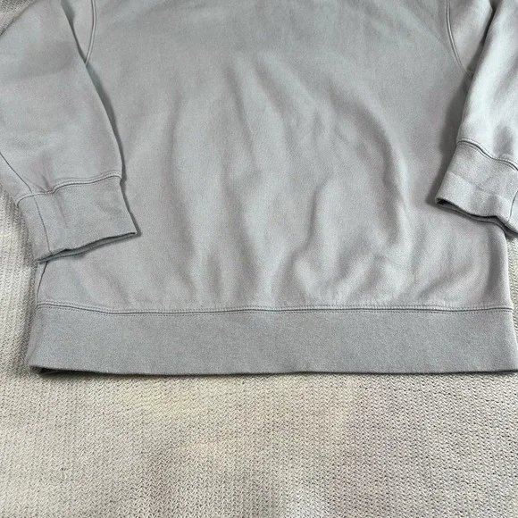 Nike Crewneck Sweatshirt Youth‎ Large Gray Embroidered Logo Big Swoosh Retro Gym - Picture 9 of 14